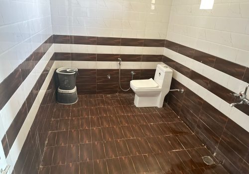 Toilet Bathroom (1)